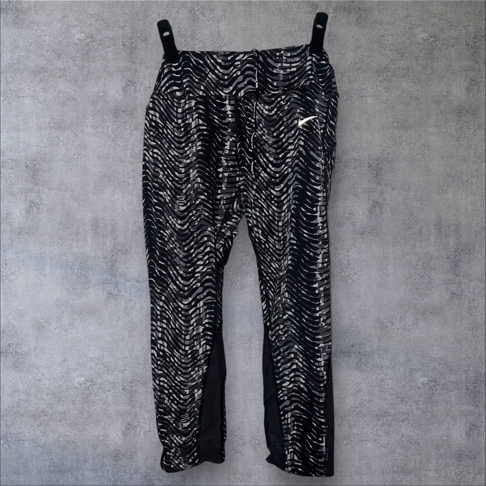 Nike Zebra like print leggings size med
